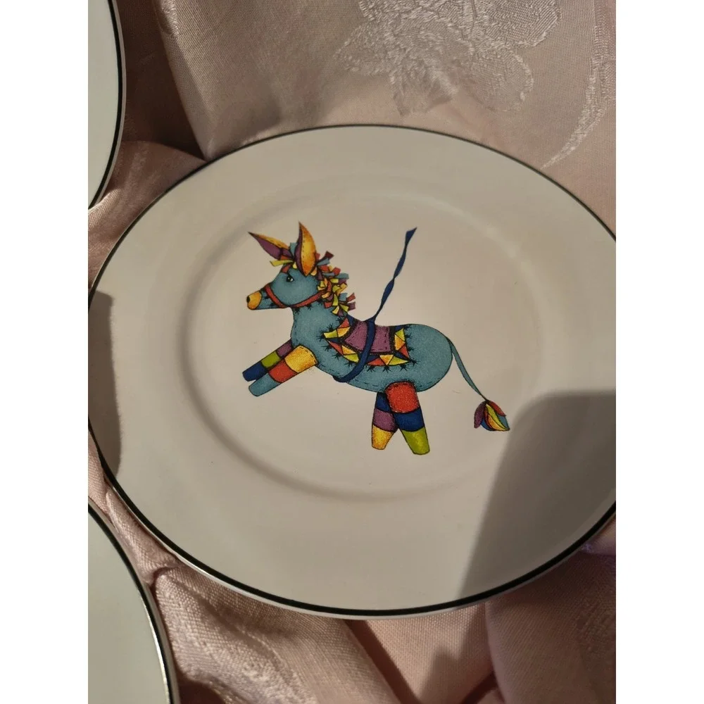 Set of 4 Wendover Lane Box Mexican Hispanic Plates 7.5 Dessert Plates Taco Tues